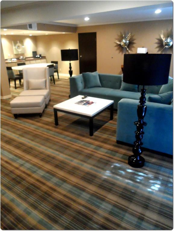 Delta Hotels By Marriott Ontario Airport Екстериор снимка