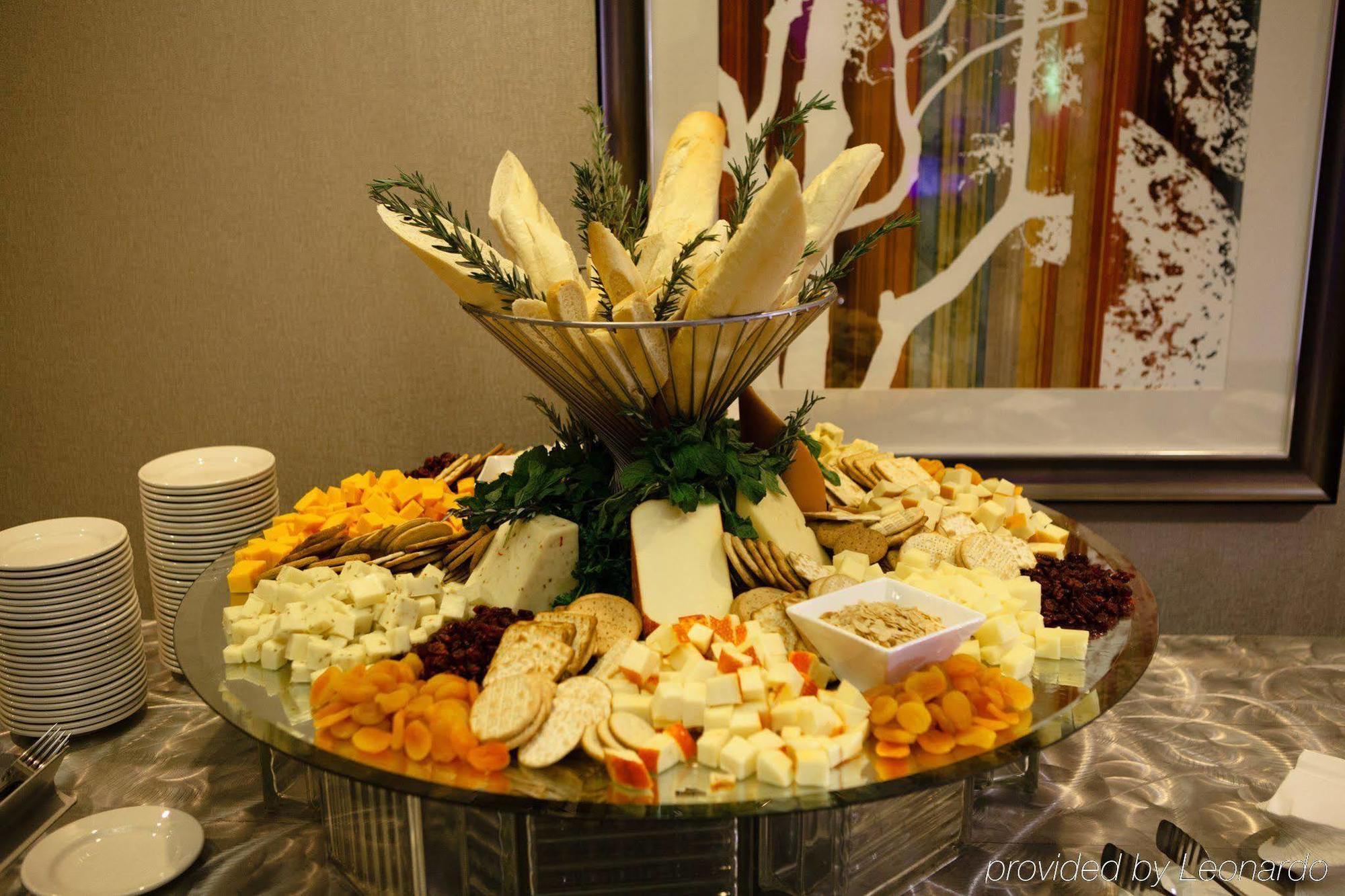 Delta Hotels By Marriott Ontario Airport Екстериор снимка