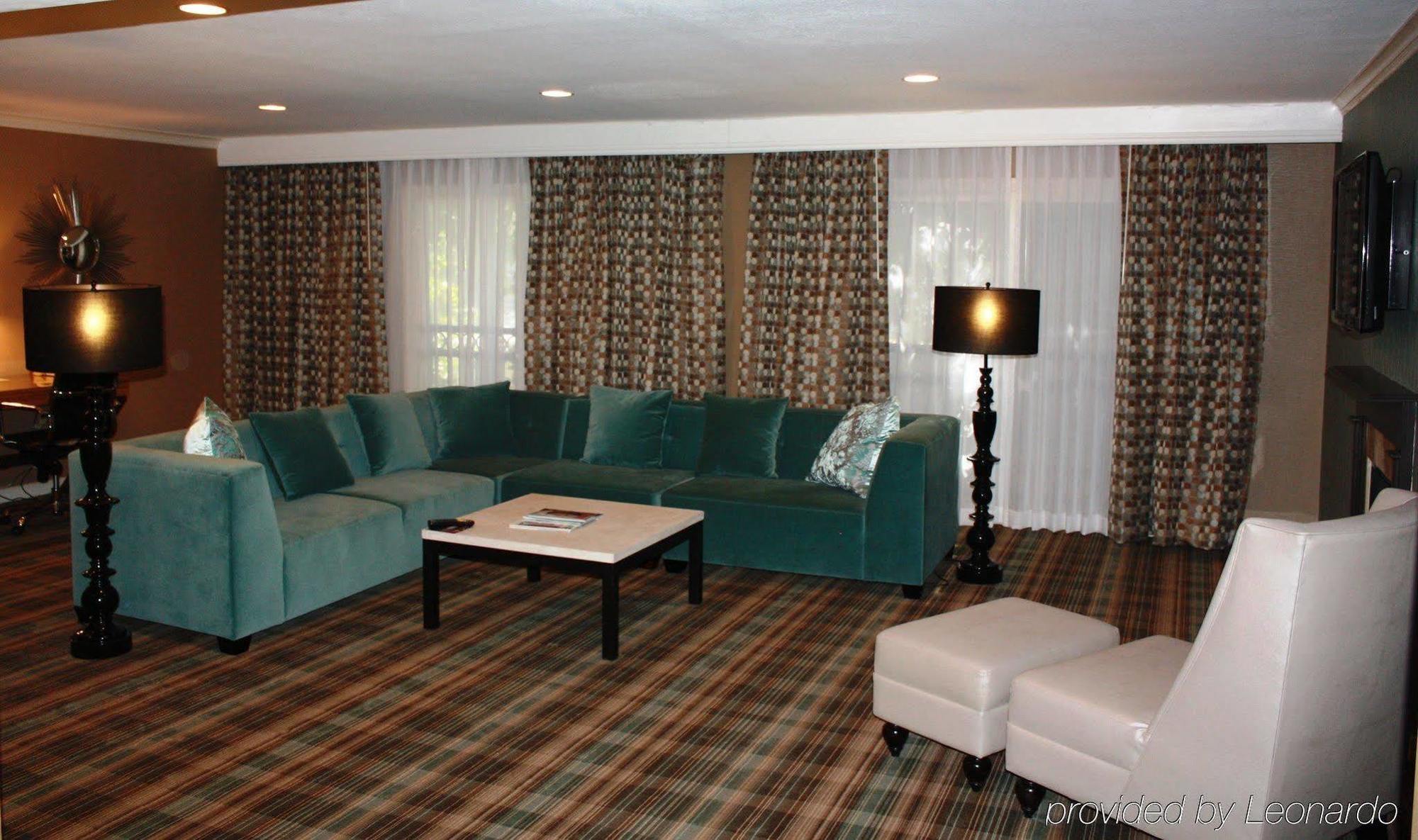 Delta Hotels By Marriott Ontario Airport Екстериор снимка
