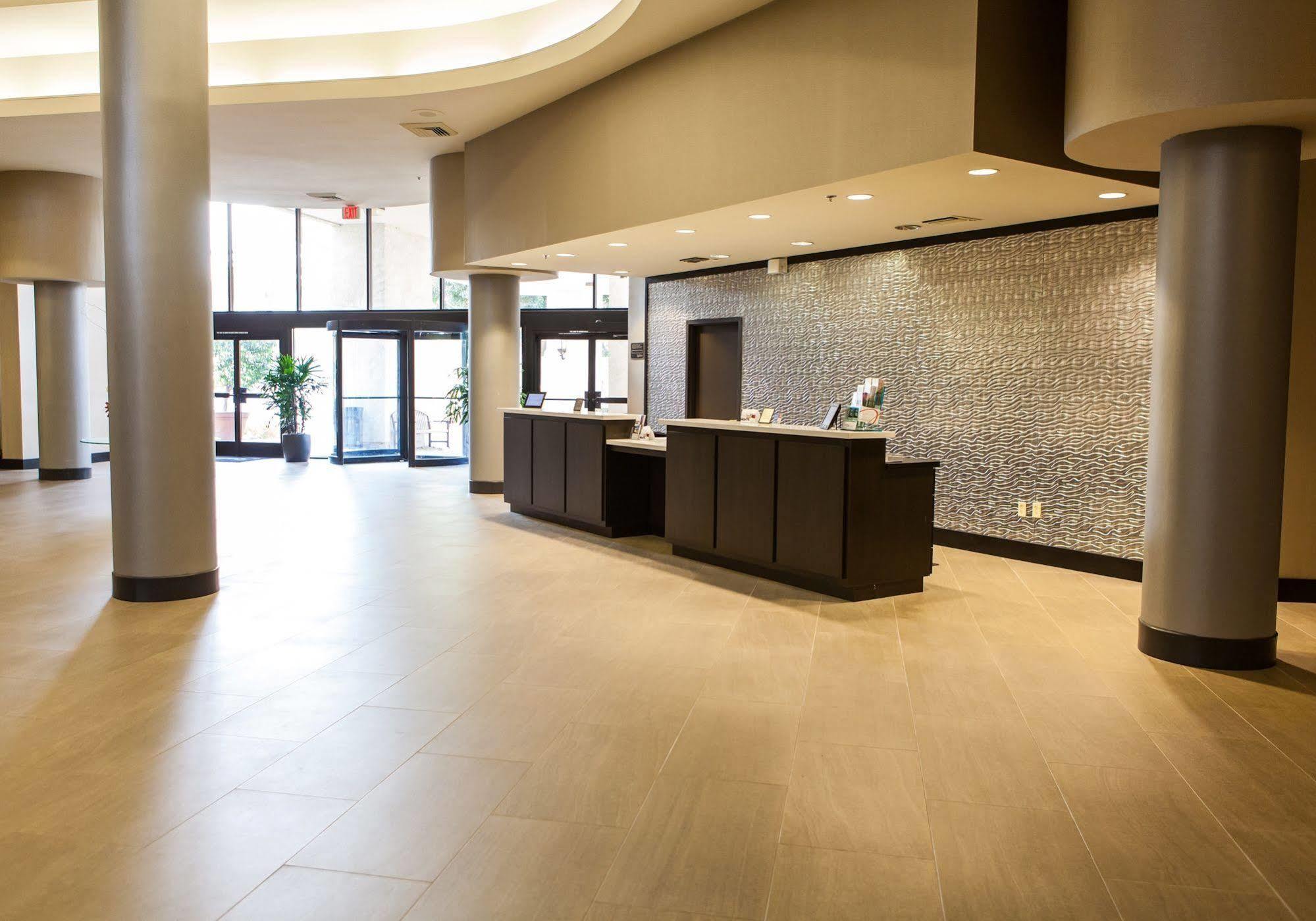 Delta Hotels By Marriott Ontario Airport Екстериор снимка
